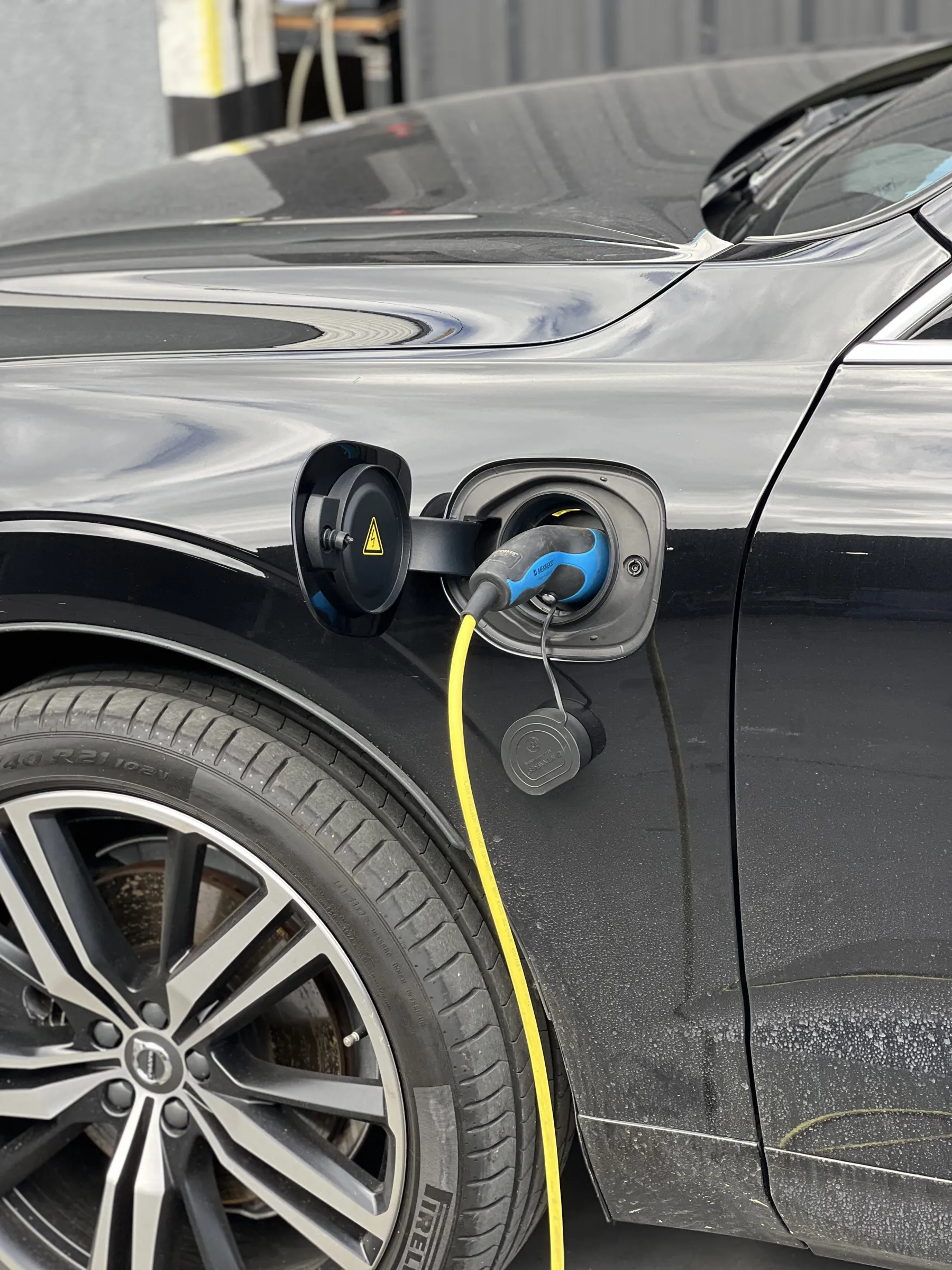 Elétricos & Híbridos